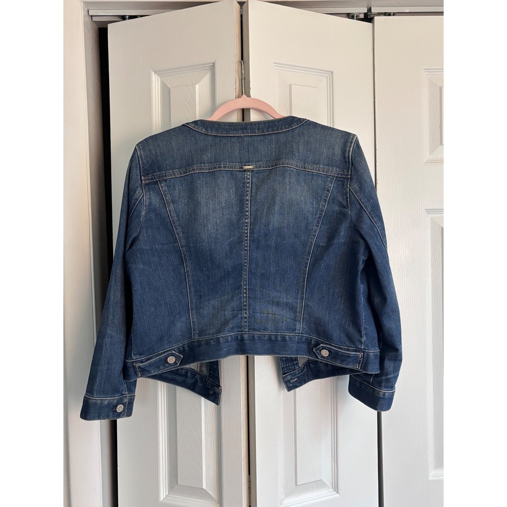 White House Black Market WHBM Cropped Denim Jacket Blue Wash Size 14 - Picture 8 of 12